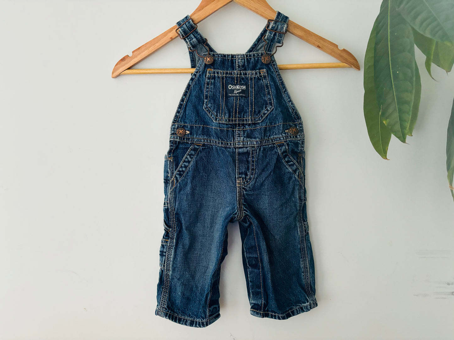 The Little Oshkosh (Size 6m)