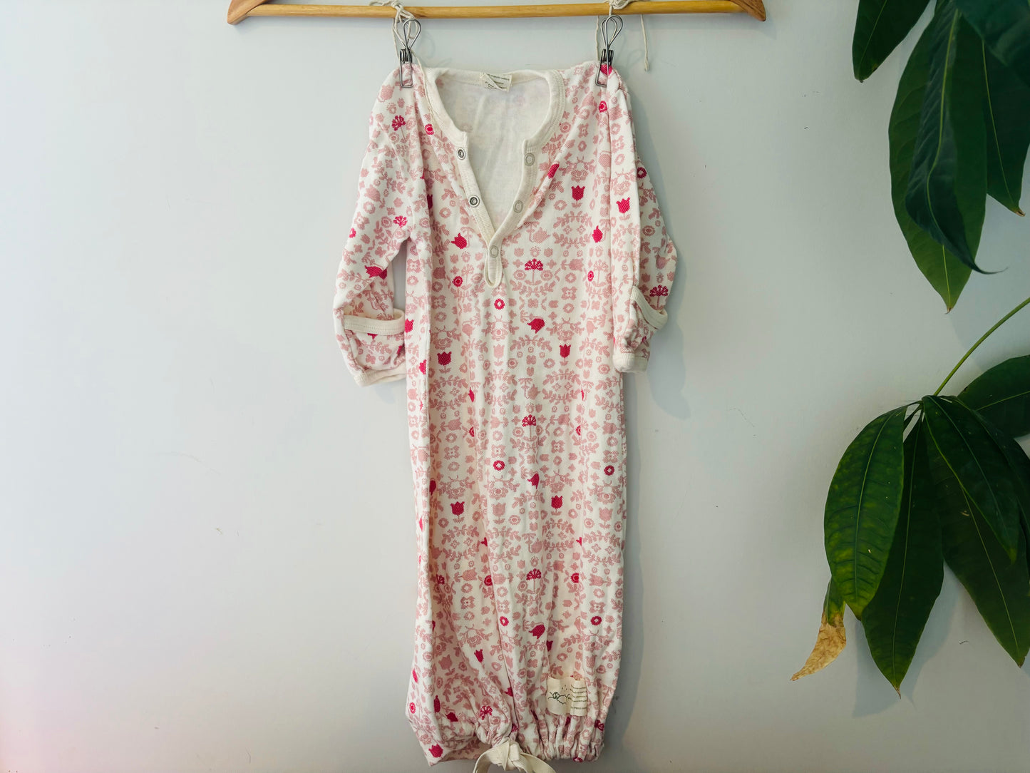 The Nature Baby Sleep Gown (Size NB)