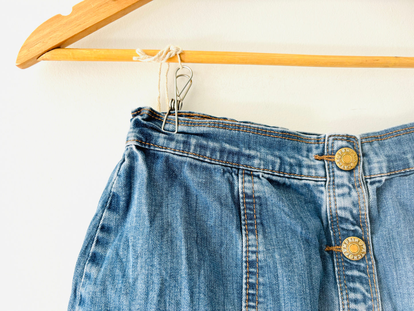 The Denim Skirt (Size 6)