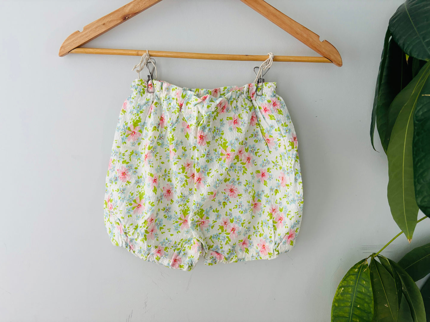 The Floral Puff Shorts (Size 5)