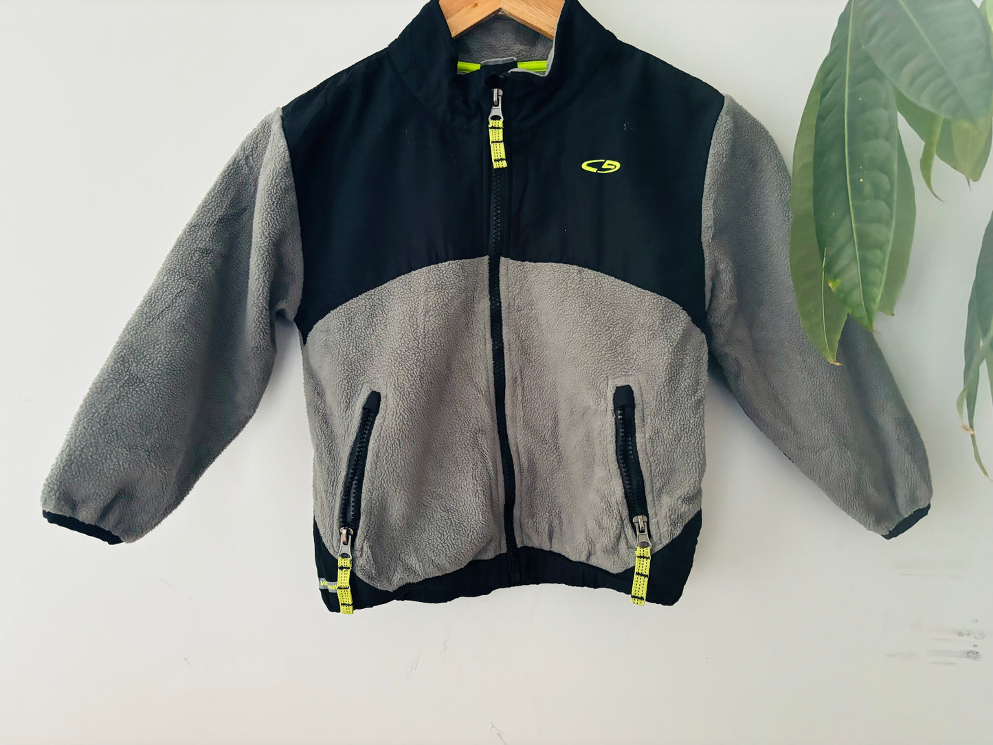 The Champion Fleece (Size 5)